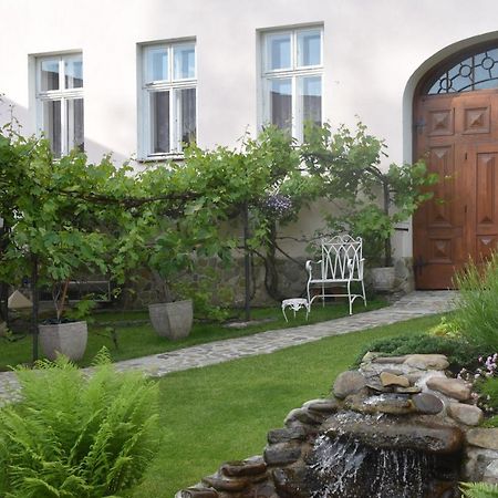 Lovecky Apartman Na Namesti Ve Frenstate Pod Radhostem Frenštát pod Radhoštěm Buitenkant foto