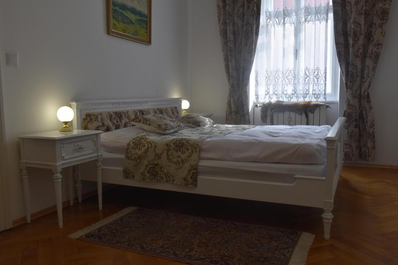 Lovecky Apartman Na Namesti Ve Frenstate Pod Radhostem Frenštát pod Radhoštěm Buitenkant foto