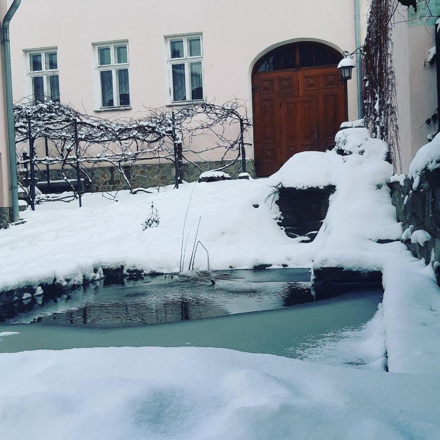 Lovecky Apartman Na Namesti Ve Frenstate Pod Radhostem Frenštát pod Radhoštěm Buitenkant foto