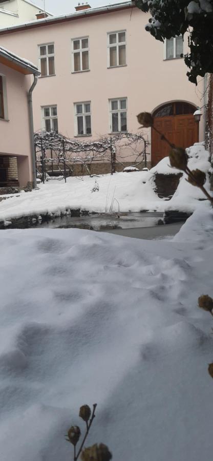 Lovecky Apartman Na Namesti Ve Frenstate Pod Radhostem Frenštát pod Radhoštěm Buitenkant foto